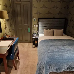 https://the-city-of-london-club.brighton-hotels-england.com